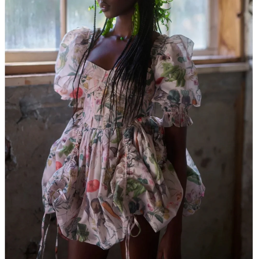 Floral Puff Sleeve Dress - Picture 3 of 13